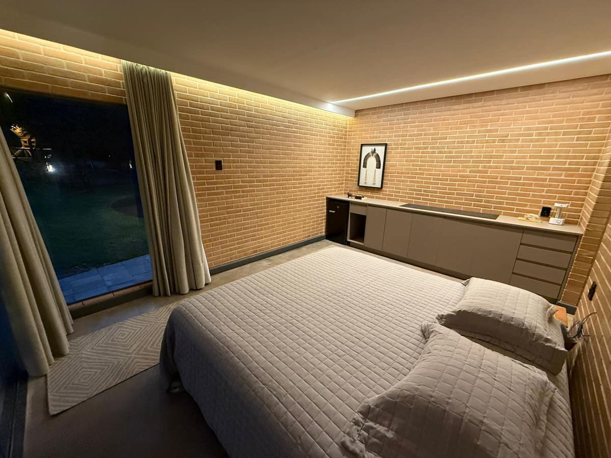 Quarto da Oka do Caju com cama king